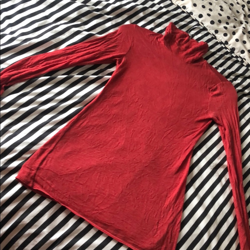 BCBG THIN TURTLE NECK